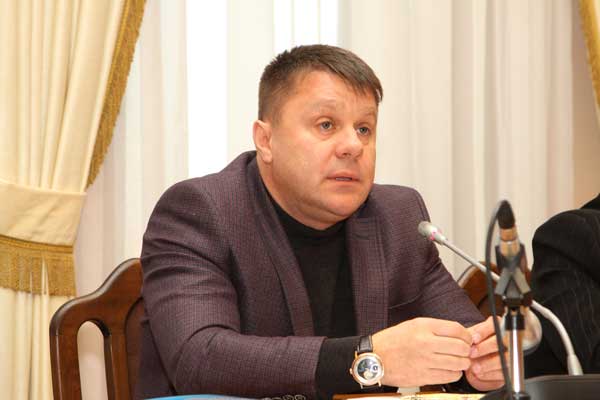 Депутата крымского Госсовета задержали с поличным при получении взятки